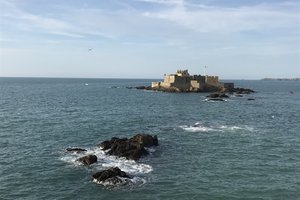 佩蒂特要塞Petit Fort