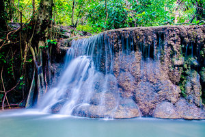 爱侣湾瀑布Erawan Waterfall