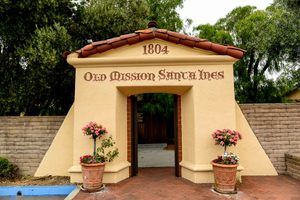 圣塔伊涅兹修道院Mission Santa Ines