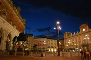 卡瓦利广场Piazza Cavall